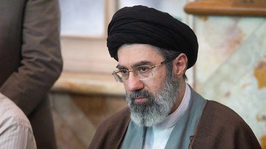 Khamenei: U.S. No Longer Has a Safe Haven in the Middle East