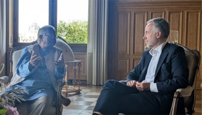 Dr. Yunus Meets Paris’ New Mayor
