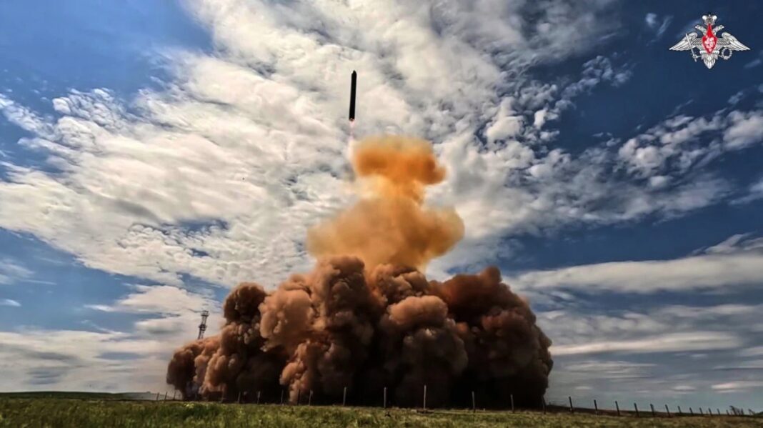Russia Successfully Tests ‘Satan’ Missile, Putin Signals Nuclear Might to the West