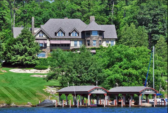 New York Eyes Pied-à-Terre Tax for Upstate Areas