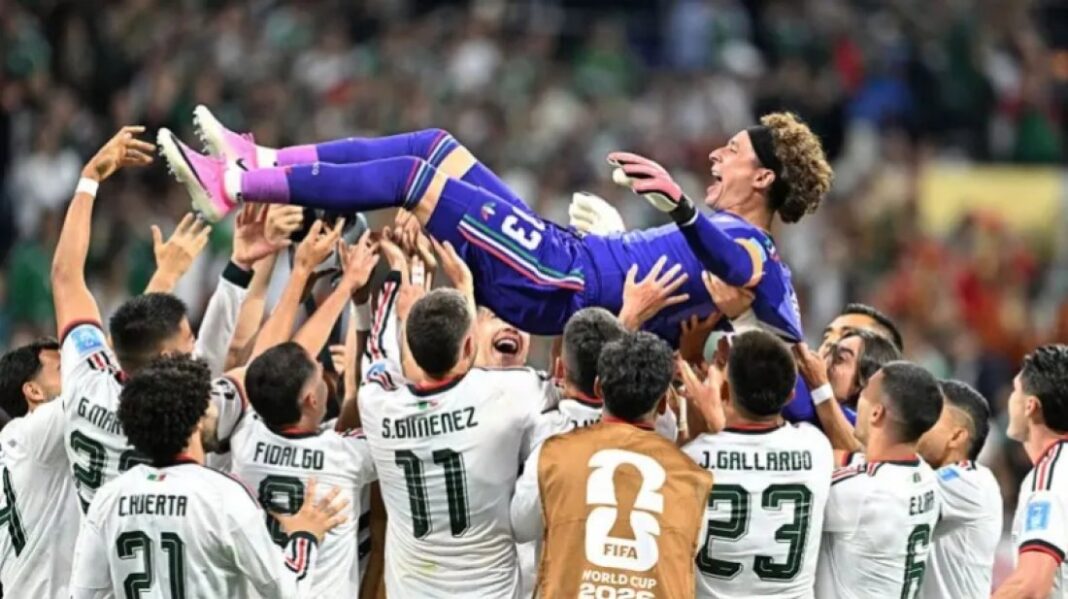 Mexico Cruise Past Czech Republic to Finish Group Stage with Perfect Record