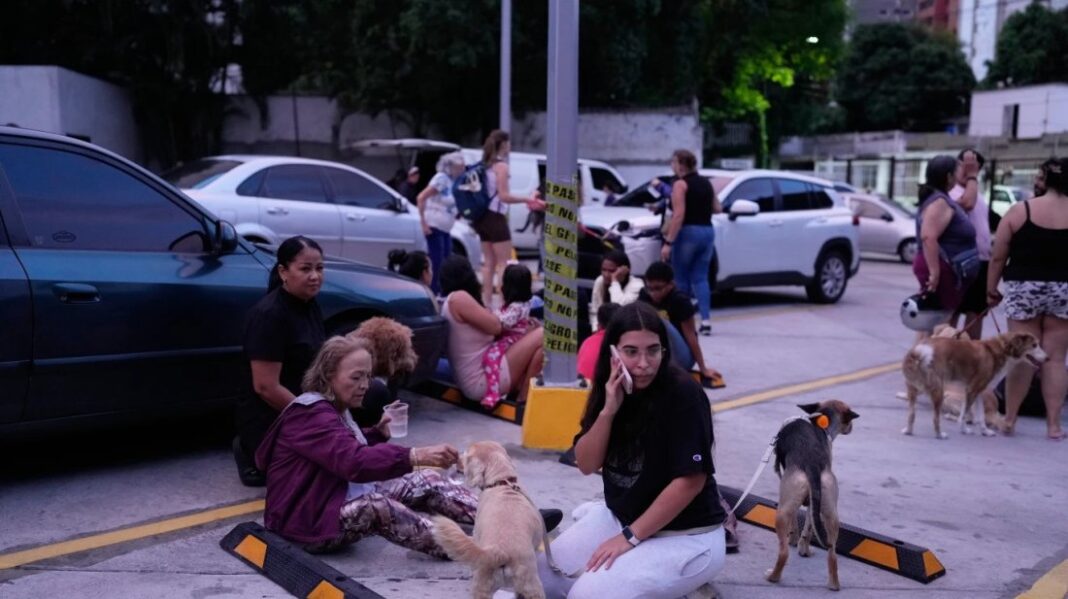 Fear Keeps Caracas Residents on the Streets After Powerful Earthquake