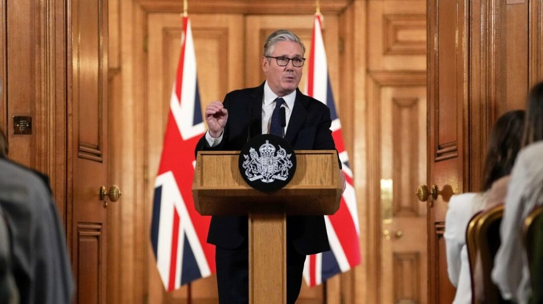 UK to Ban Social Media for Under-16s, Prime Minister Warns Tech Giants