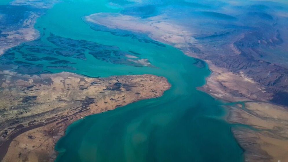 Iran, Oman move toward Hormuz transit fee despite US objections