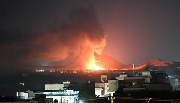 Pakistan Carries Out Air and Drone Strikes on 10 Targets in Afghanistan