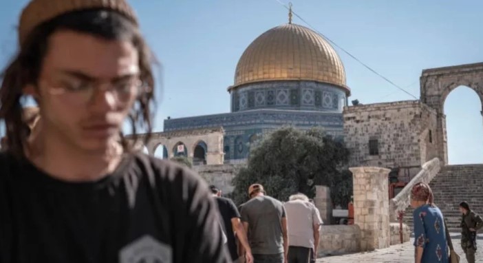 Hundreds of Israeli Settlers Enter Al-Aqsa Mosque Compound Under Heavy Security