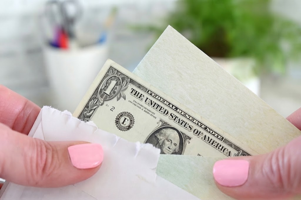 New York to Send Energy Rebate Checks of Up to $200: Who Qualifies?